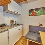 Apartment Slope & Smile