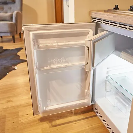 Daire Slope & Smile *